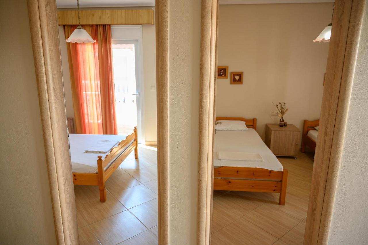 Anastasios Room'S Olympiakí Aktí Esterno foto