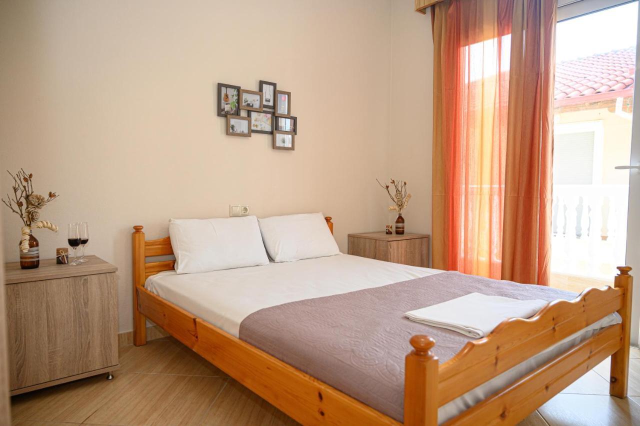 Anastasios Room'S Olympiakí Aktí Esterno foto